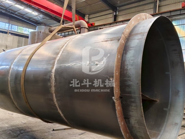分秒必爭！大型烘干機設備裝車環(huán)節(jié)火熱推進